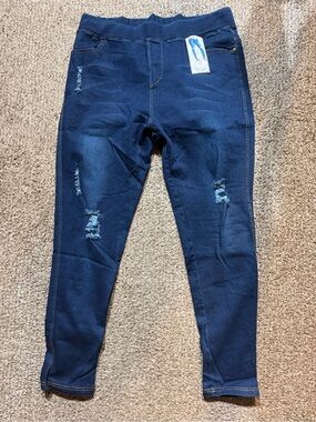 Women’s Dark Blue Distressed Jegging - Size 3X (Fits Like A 1X)